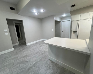 12908 Leadwood Drive - Photo Thumbnail 12