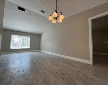 12908 Leadwood Drive - Photo Thumbnail 8