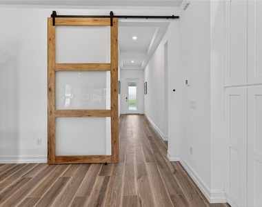 1071 Seagrape Drive - Photo Thumbnail 23