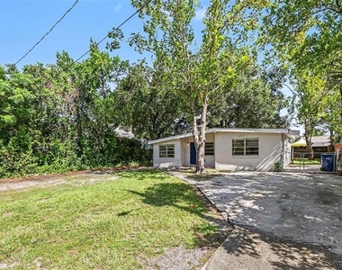 4716 E Linebaugh Avenue - Photo Thumbnail 3