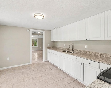 4716 E Linebaugh Avenue - Photo Thumbnail 14