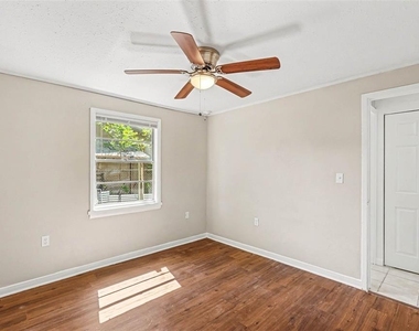 4716 E Linebaugh Avenue - Photo Thumbnail 22