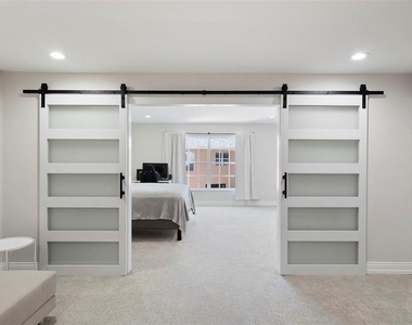 2504 W Tennessee Avenue - Photo Thumbnail 38