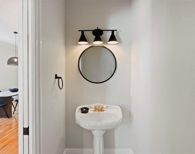 2504 W Tennessee Avenue - Photo Thumbnail 28
