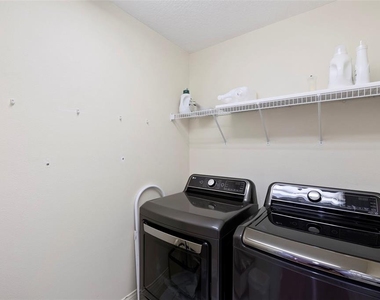 2504 W Tennessee Avenue - Photo Thumbnail 25