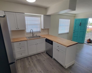 308 Avanda Court - Photo Thumbnail 25