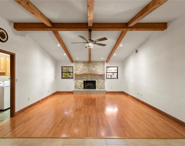 3101 Walnut Street Ne - Photo Thumbnail 13