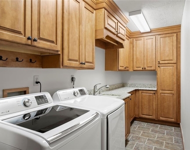 3101 Walnut Street Ne - Photo Thumbnail 25