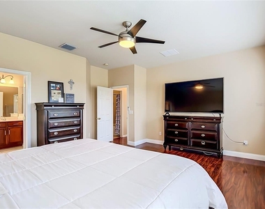 8511 Northton Groves Boulevard - Photo Thumbnail 52