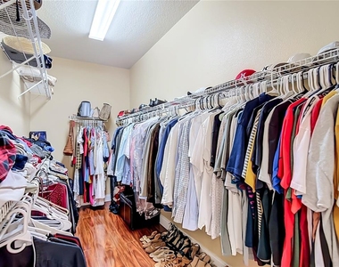 8511 Northton Groves Boulevard - Photo Thumbnail 59