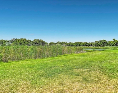 8511 Northton Groves Boulevard - Photo Thumbnail 72