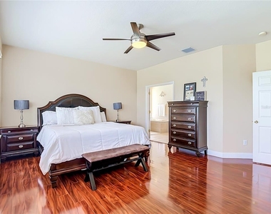 8511 Northton Groves Boulevard - Photo Thumbnail 51