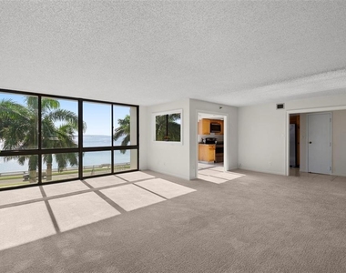 3301 Bayshore Boulevard - Photo Thumbnail 1