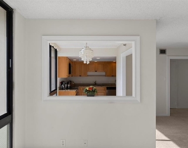 3301 Bayshore Boulevard - Photo Thumbnail 4
