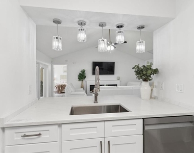 4102 W Bank Avenue - Photo Thumbnail 6