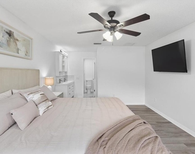 4102 W Bank Avenue - Photo Thumbnail 15