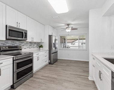 4102 W Bank Avenue - Photo Thumbnail 4