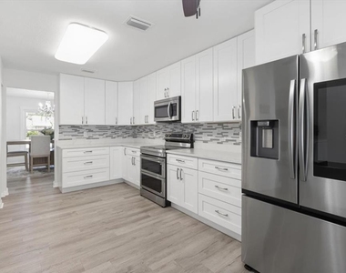4102 W Bank Avenue - Photo Thumbnail 5
