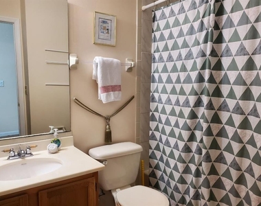 8724 Cobbler Place - Photo Thumbnail 18