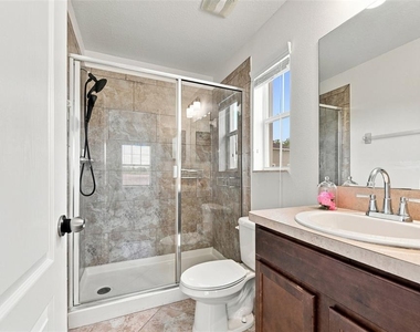 31141 Claridge Place - Photo Thumbnail 13