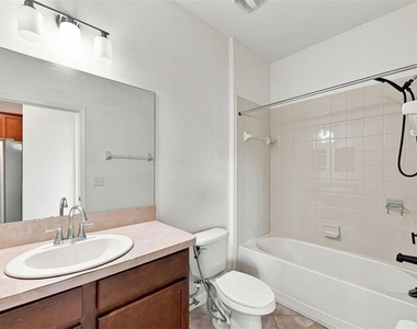 31141 Claridge Place - Photo Thumbnail 25