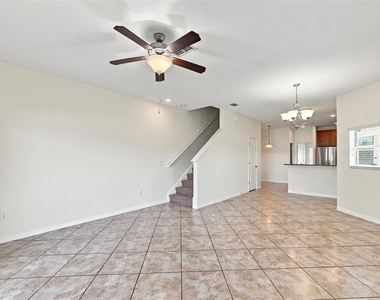 31141 Claridge Place - Photo Thumbnail 5