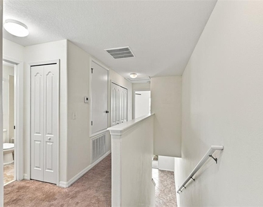31141 Claridge Place - Photo Thumbnail 15