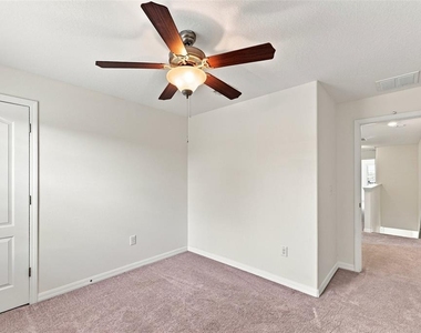 31141 Claridge Place - Photo Thumbnail 21
