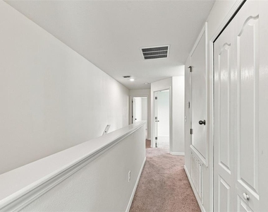 31141 Claridge Place - Photo Thumbnail 14