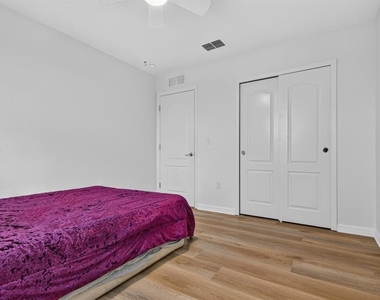 11406 Green Harvest Drive - Photo Thumbnail 27