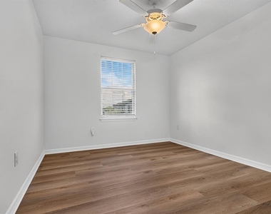 11406 Green Harvest Drive - Photo Thumbnail 28
