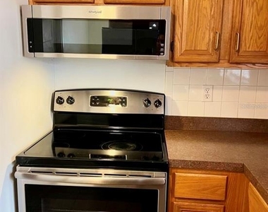 7803 N Whittier Street - Photo Thumbnail 6