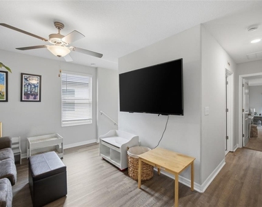 8928 Flourish Drive - Photo Thumbnail 11