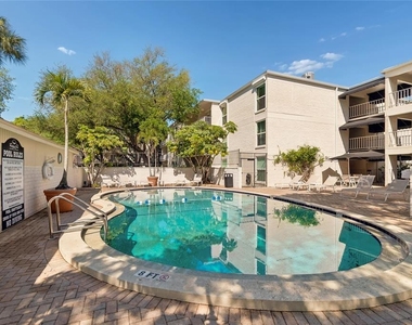 3325 Bayshore Boulevard - Photo Thumbnail 21