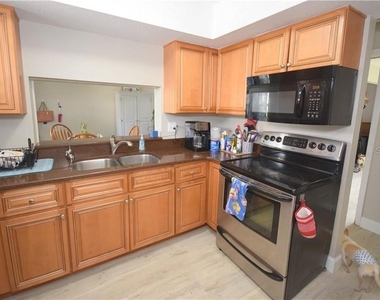 3123 39th Street S - Photo Thumbnail 1