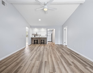 5108 Lawnton Court - Photo Thumbnail 9