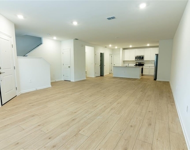 5134 Clay Whaley Rd - Photo Thumbnail 3