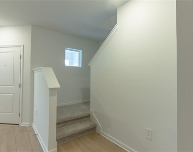 5134 Clay Whaley Rd - Photo Thumbnail 7