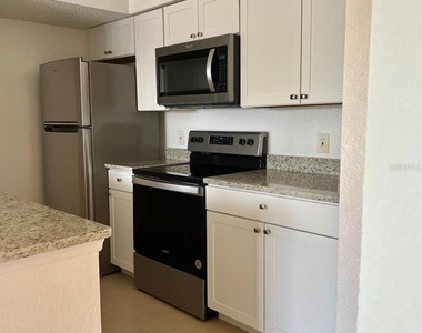 2218 Grand Cayman Court - Photo Thumbnail 4
