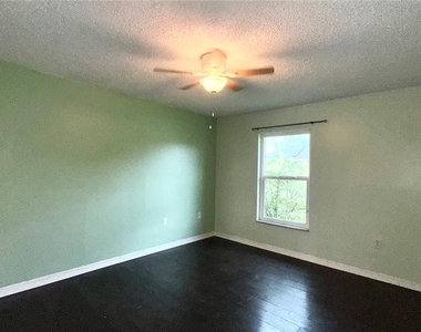 620 Brockton Drive - Photo Thumbnail 17