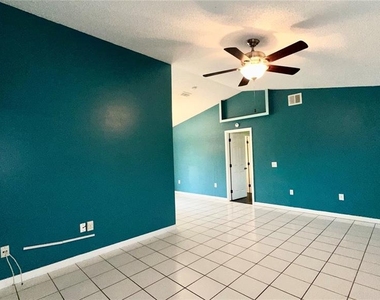 620 Brockton Drive - Photo Thumbnail 10