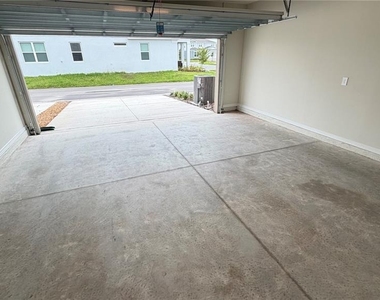 2133 Southbury Drive - Photo Thumbnail 24