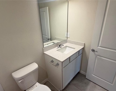 2133 Southbury Drive - Photo Thumbnail 15