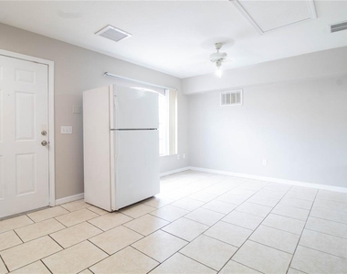 217 Australiann Way - Photo Thumbnail 5