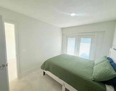 4703 Windwood Drive - Photo Thumbnail 2