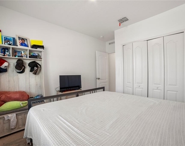 817 Bocavista Court - Photo Thumbnail 13