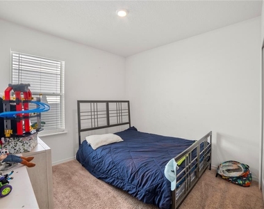 817 Bocavista Court - Photo Thumbnail 15