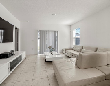 817 Bocavista Court - Photo Thumbnail 10