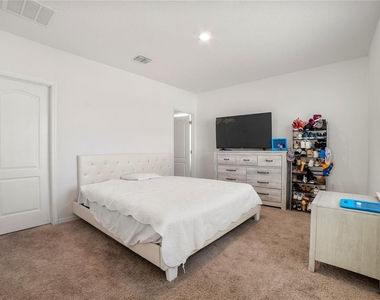817 Bocavista Court - Photo Thumbnail 14