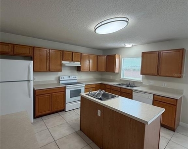2410 Great Harbor Drive - Photo Thumbnail 6